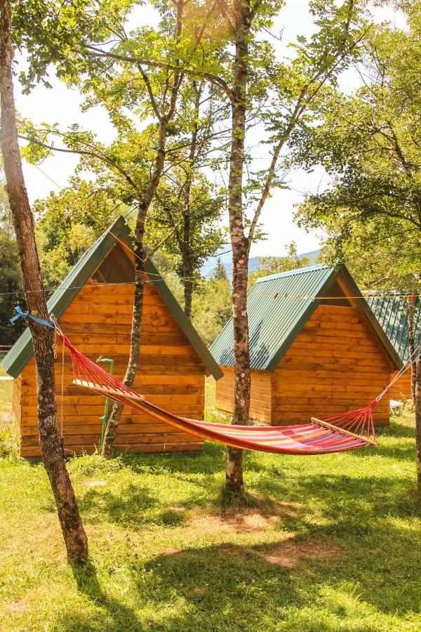 ホテル Camp Sutjeska ティエンティシュテ エクステリア 写真