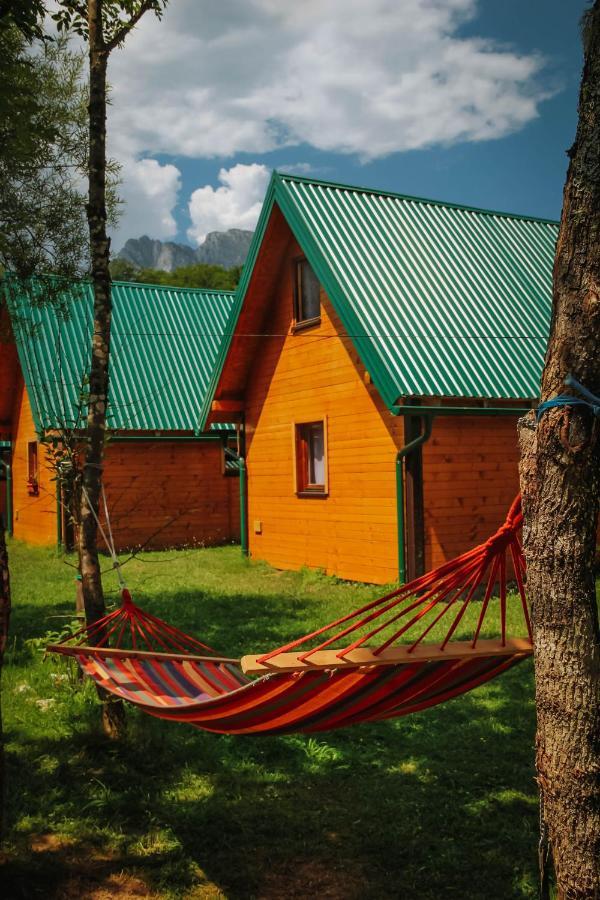 ホテル Camp Sutjeska ティエンティシュテ エクステリア 写真