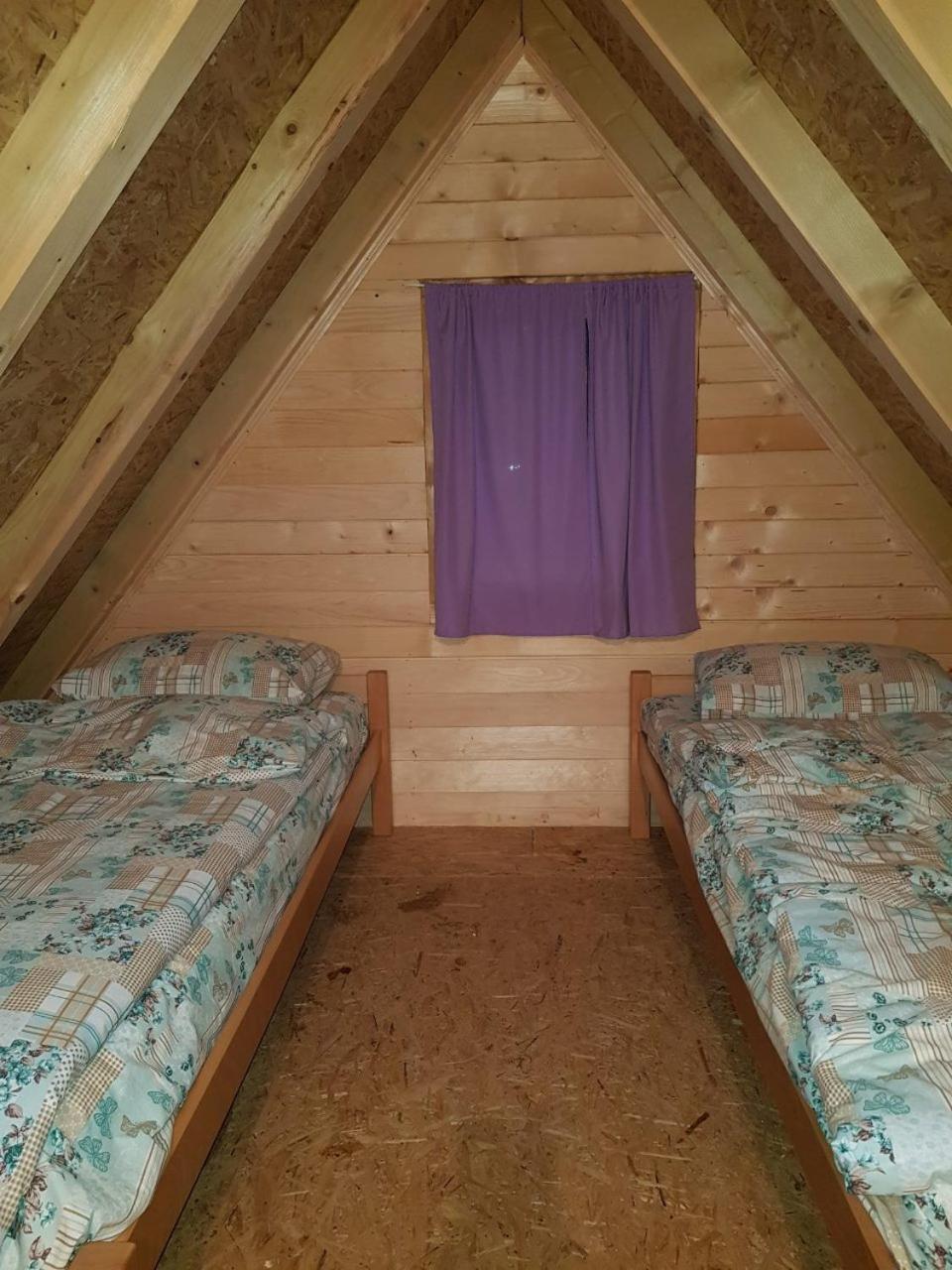 ホテル Camp Sutjeska ティエンティシュテ エクステリア 写真