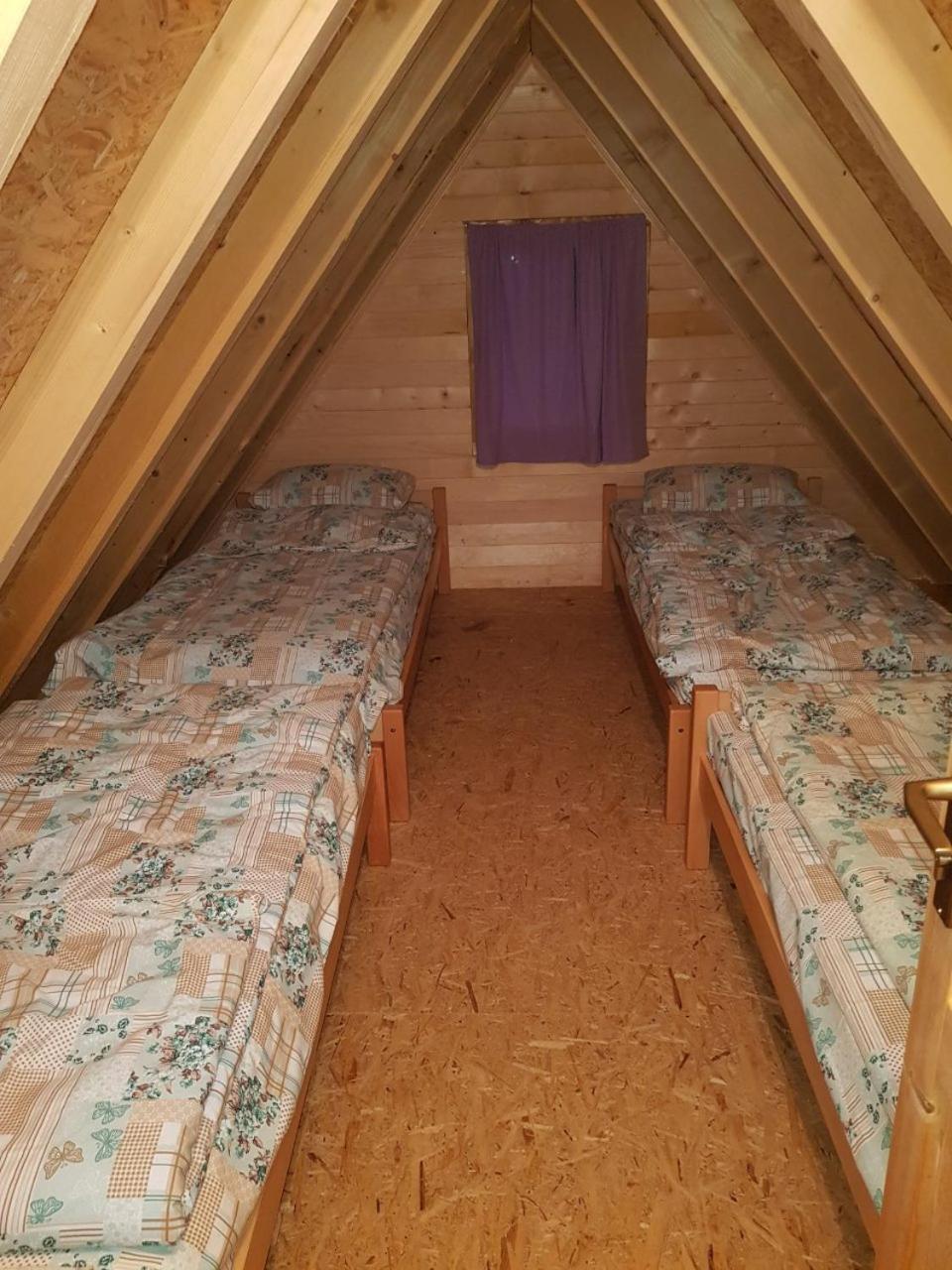 ホテル Camp Sutjeska ティエンティシュテ エクステリア 写真