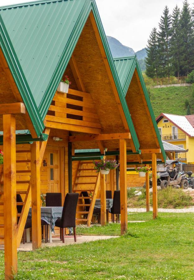 ホテル Camp Sutjeska ティエンティシュテ エクステリア 写真